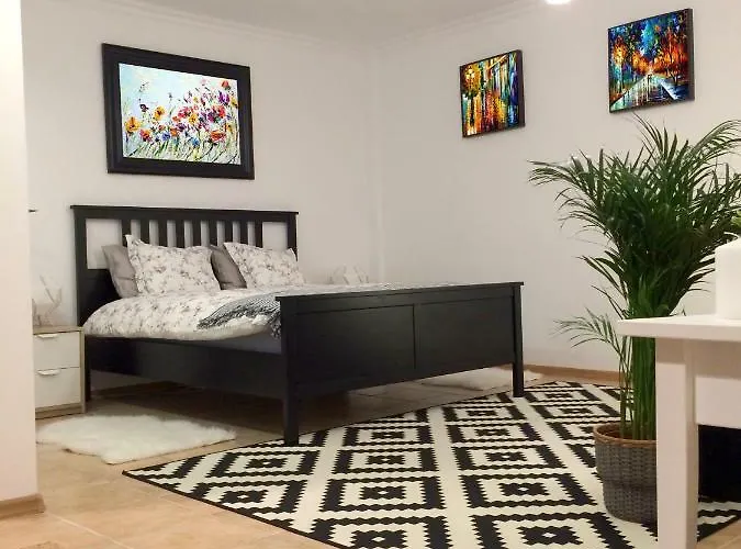 My Little Бухарест